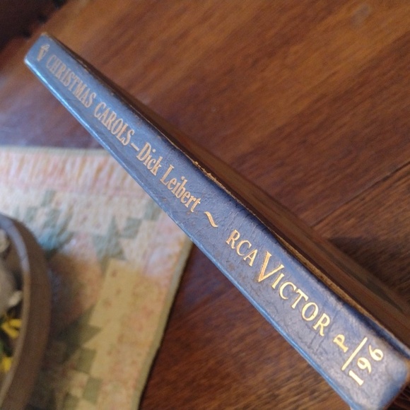 RCA Victor Musical Smart Set Christmas Carols - Picture 10 of 10